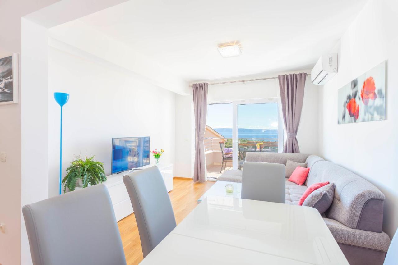 Apartments Dora Makarska Exterior foto